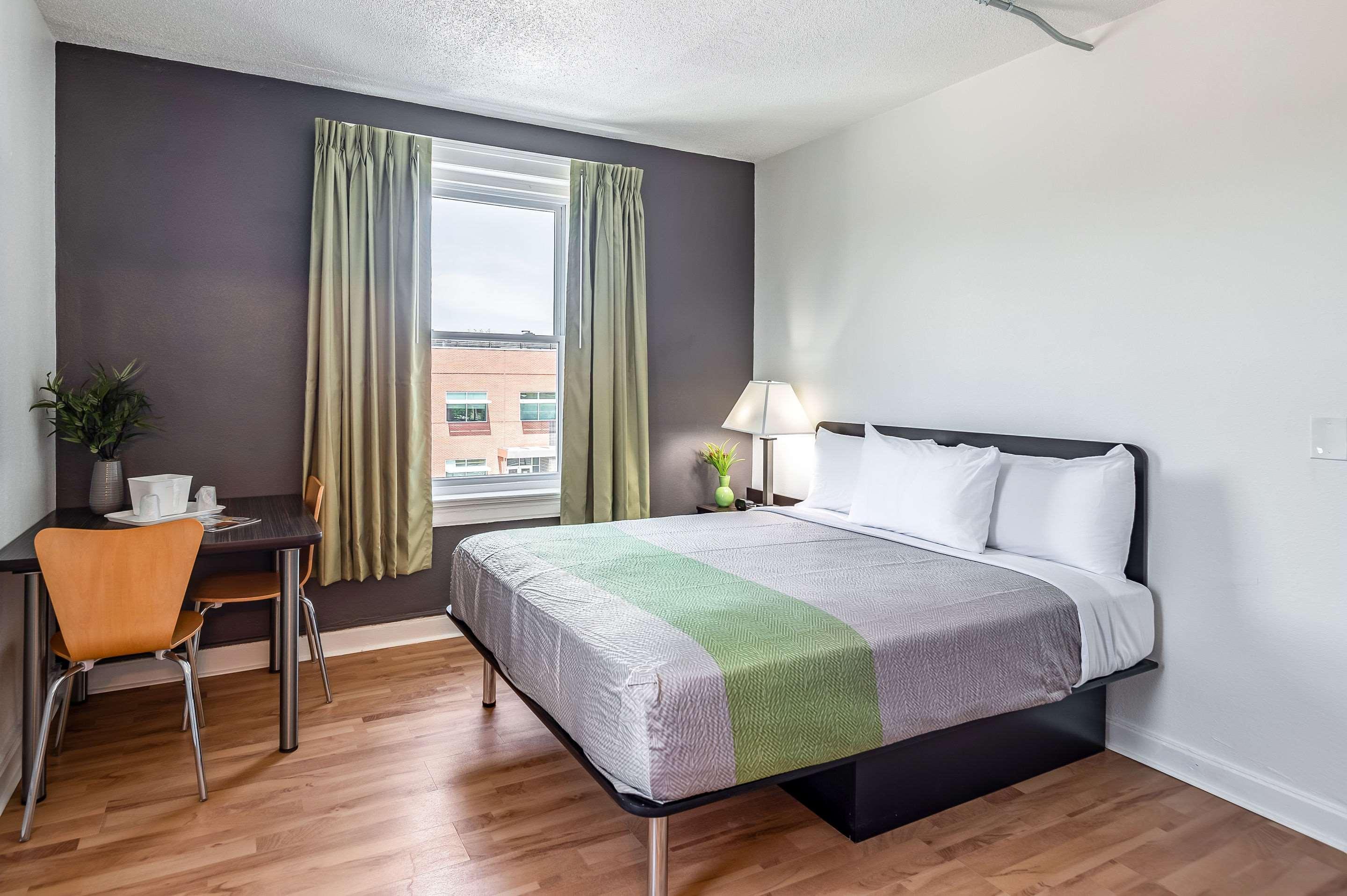 Quality Inn & Suites Kansas City Downtown Bagian luar foto